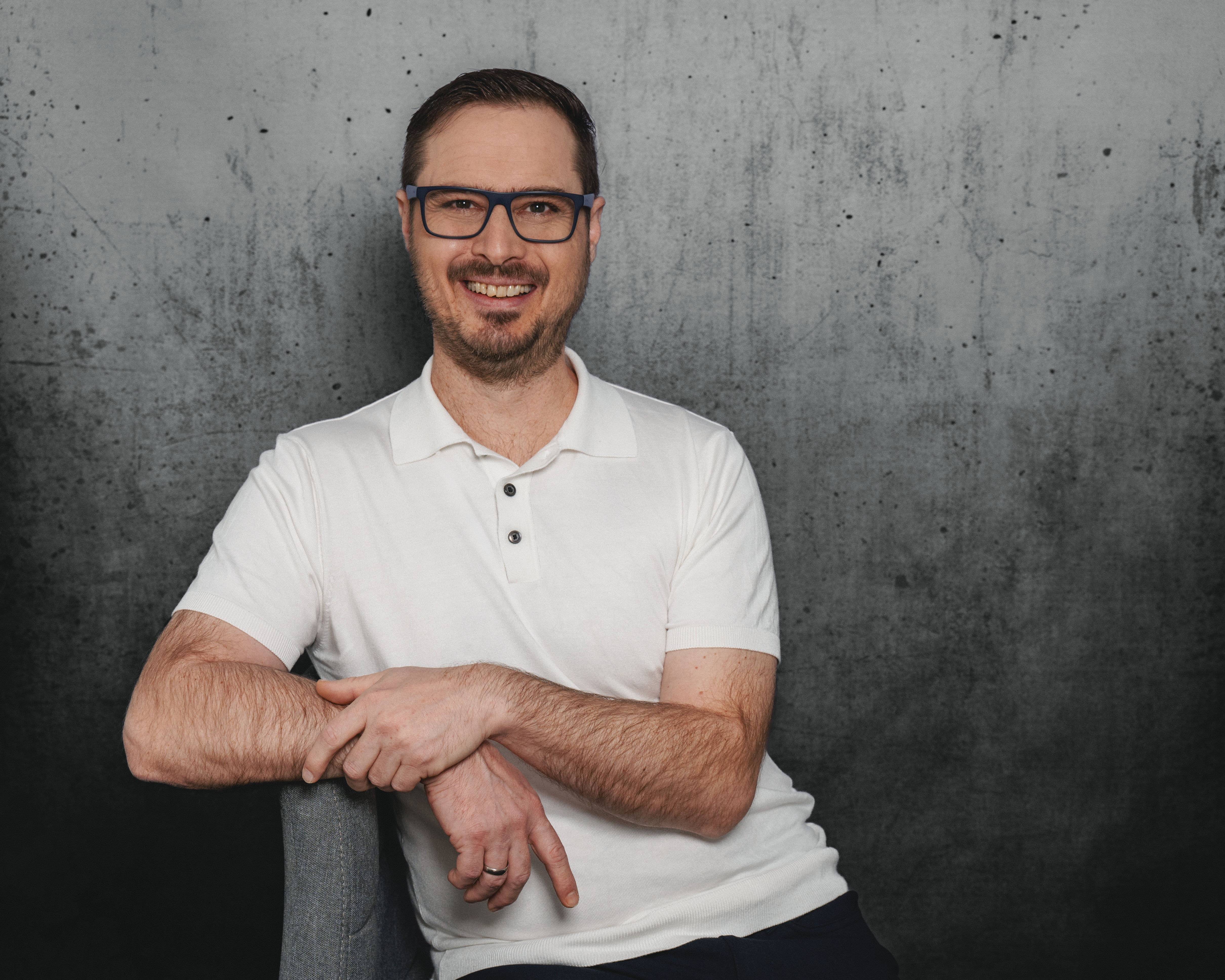 Porträt Julian Raab — Verantwortet das Modul